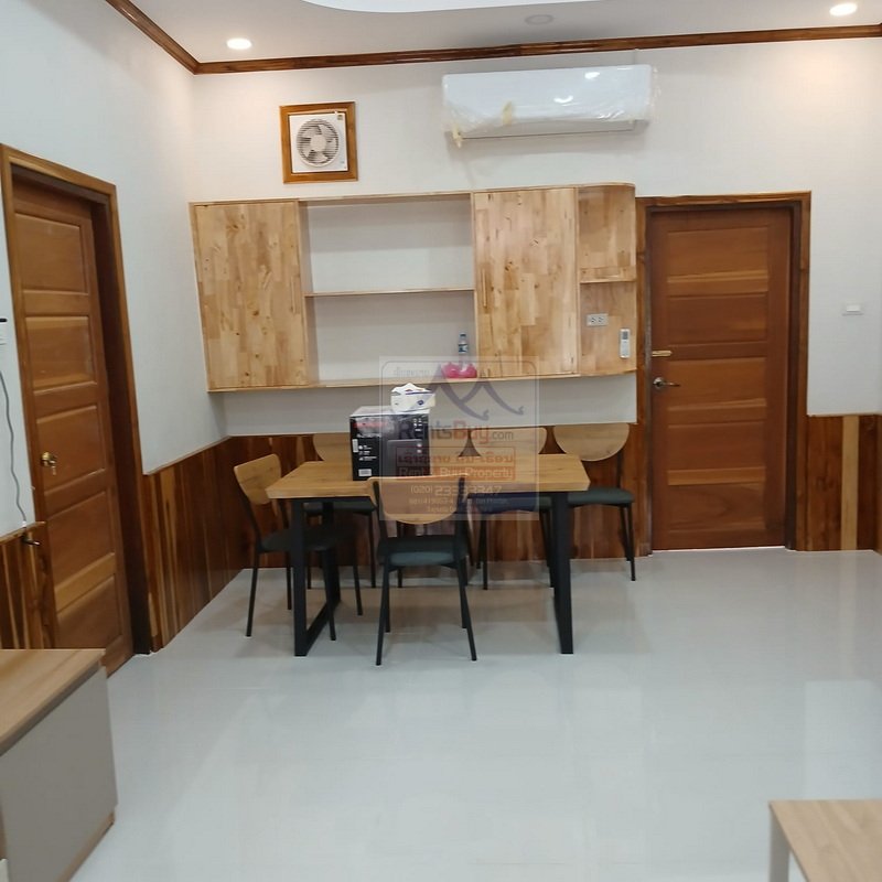 6504-Modern Living Near Rattana Institute: Your Ideal Vientiane Rental Home.