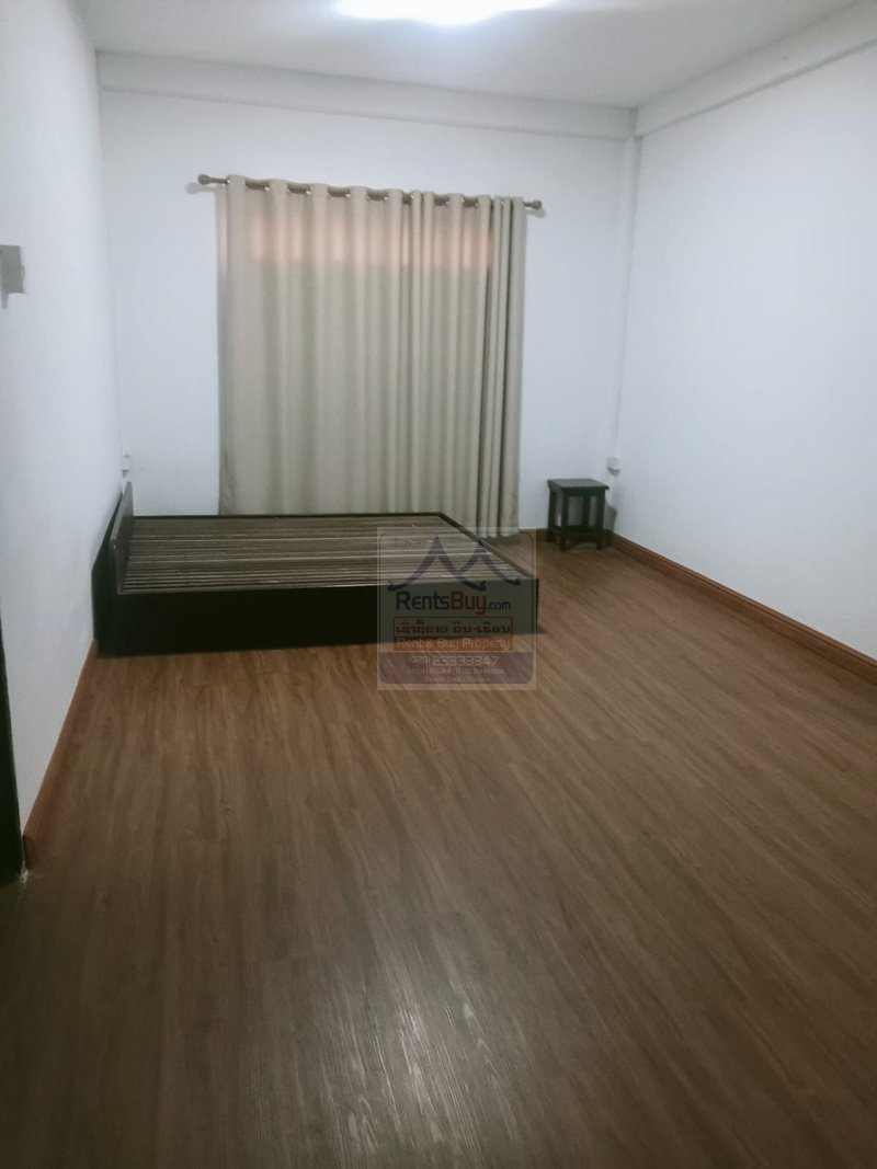 Houserent12 6497-Your Vientiane Dream Home for Rent: Spacious & Furnished in Vibrant Nongduang Market Zone.