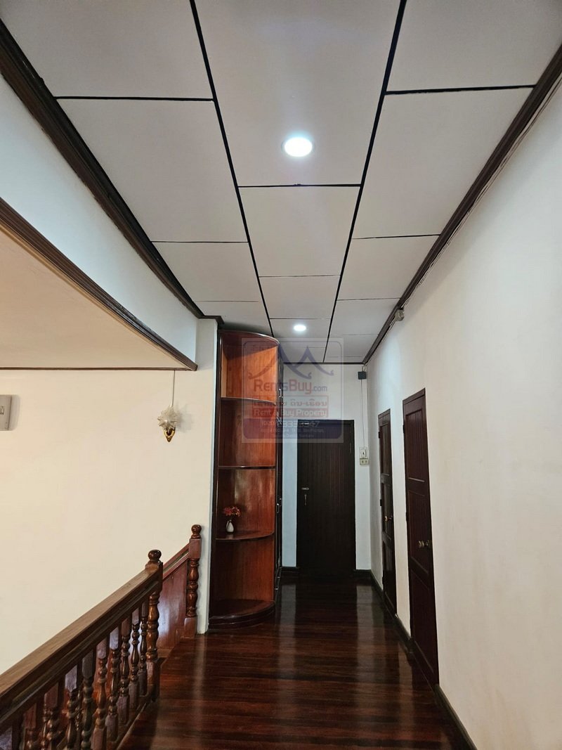 Houserent18 6505-Ideal Family Rental Home: Renovated & Ready Near Mekong River.