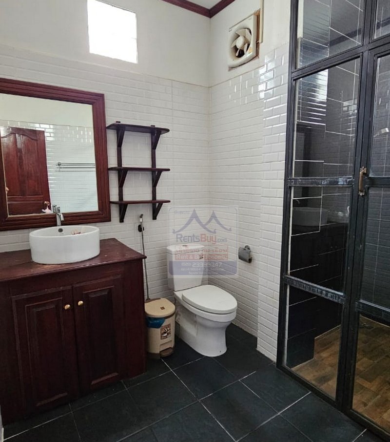6481-Prime 3-Story Property Rental: Ideal for Business, Living, or Hospitality in Vientiane Capital.