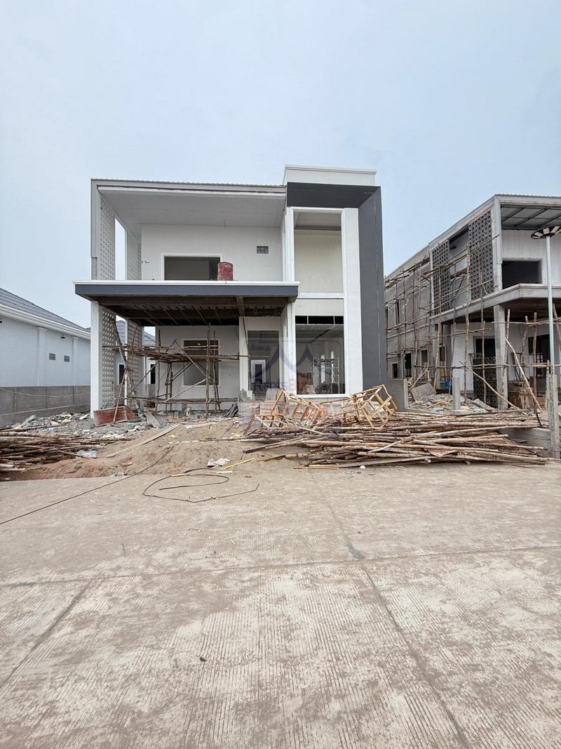 houserent04 6470-Pre-Order Your Modern 2-Story in Hadsayfong – Prime Location Near Beer Lao Factory!