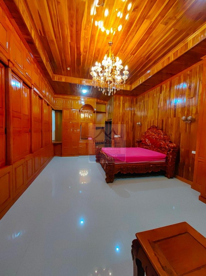6531-Versatile Villa & Guesthouse Rental: Ideal Living Near Pakse Market.