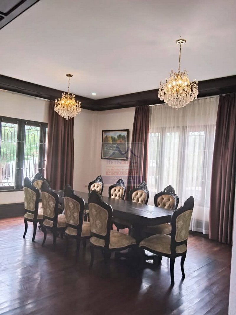 6517-Premium Family Home for Rent Near View Mall Shopping: Unparalleled Comfort and Connectivity.