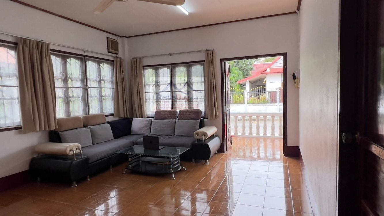 houseforrent06 6546-Home for Rent in Prime Xaysettha District Minutes from That Luang & ITC Mall