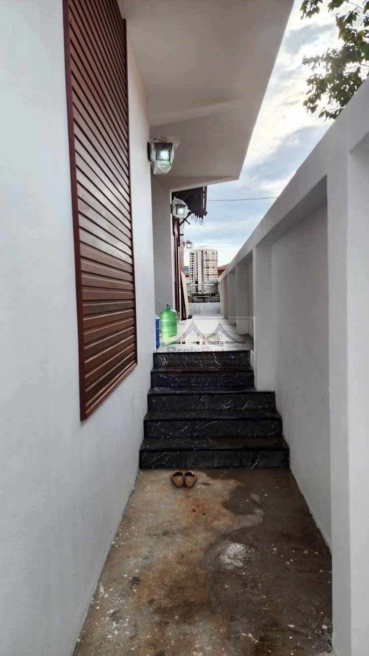 houseforrent12 6545-Modern 3 Bedroom Home for Rent Steps from the National Convention Centre
