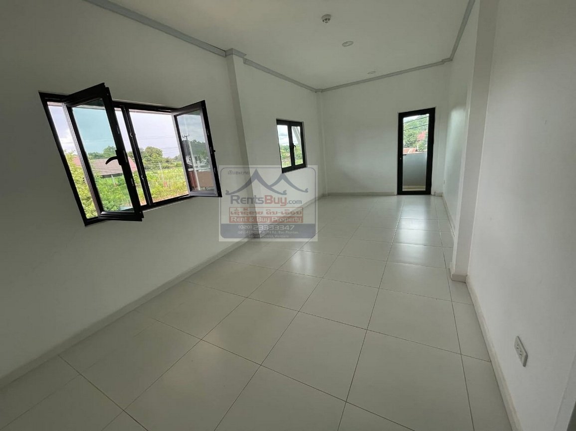 houseforrent&sale06 6548-Versatile Property for Rent or Sale in Prime Commercial Hub Ideal for Home or Business at Logistic Railway, 450 Years Road