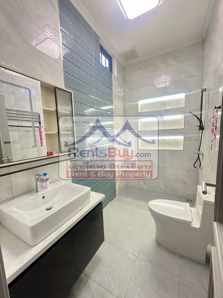 houseforrent01 6589-Modern 5-Bedroom Luxury Home in Prestigious Chanthabouly District