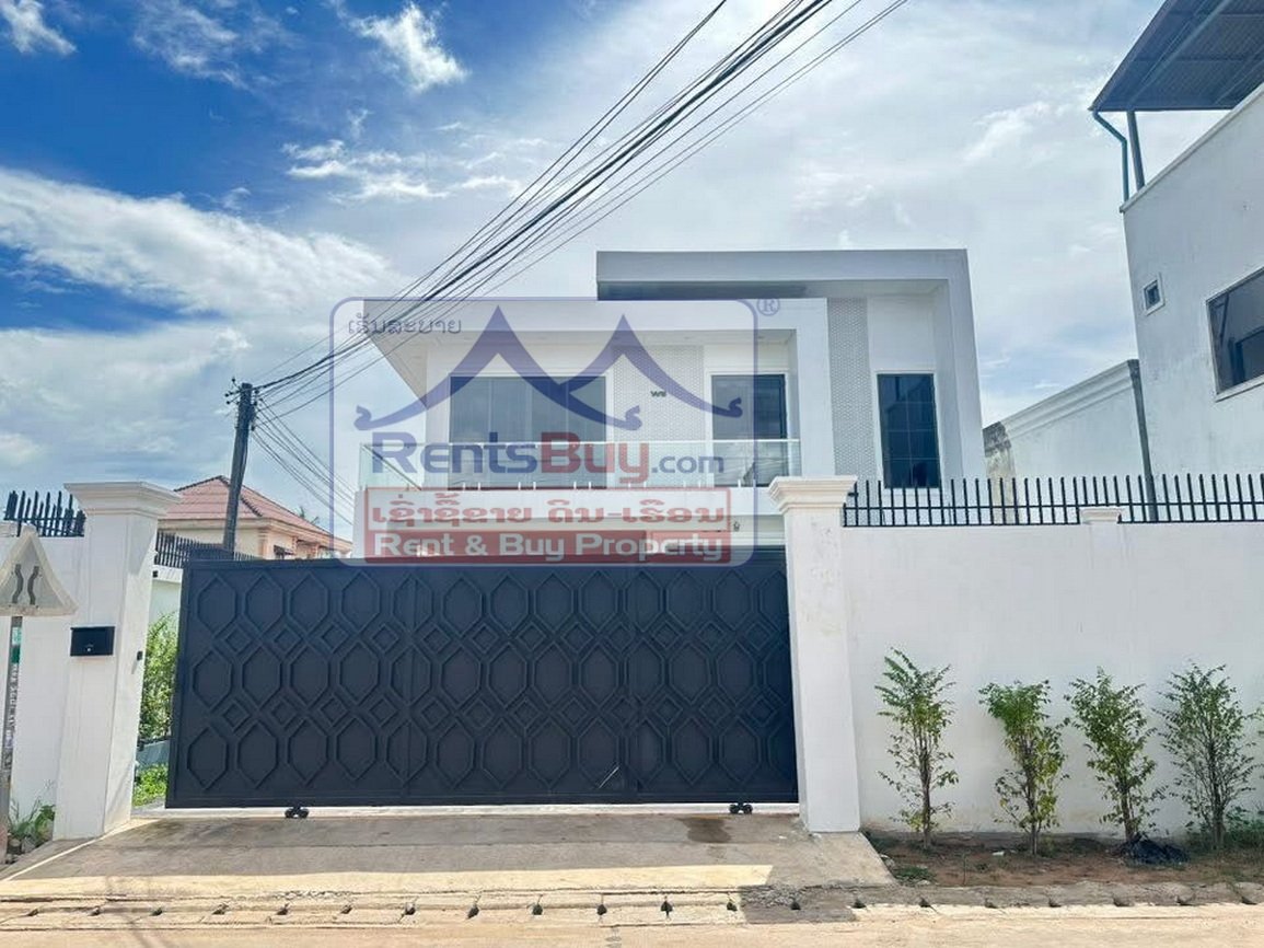 houseforrent02 6589-Modern 5-Bedroom Luxury Home in Prestigious Chanthabouly District