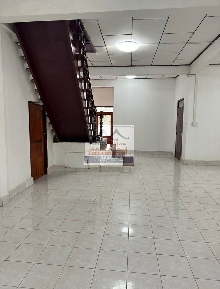 houseforrent07 6571-Spacious 5 Bedroom, 2-Bathroom Home with Dual Kitchens and Ample Parking in Prime Xaysettha District, Vientiane