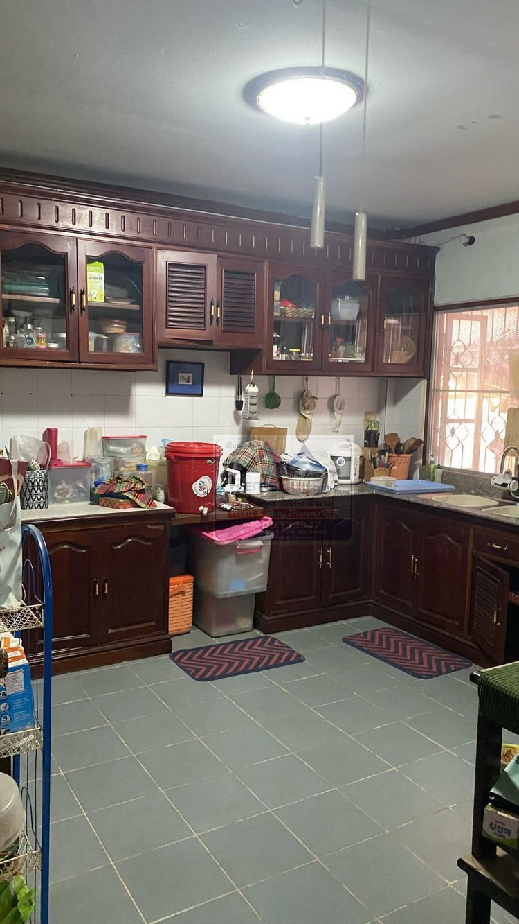 6559-Charming 3-Bedroom Villa for Rent in Prime Vientiane Location