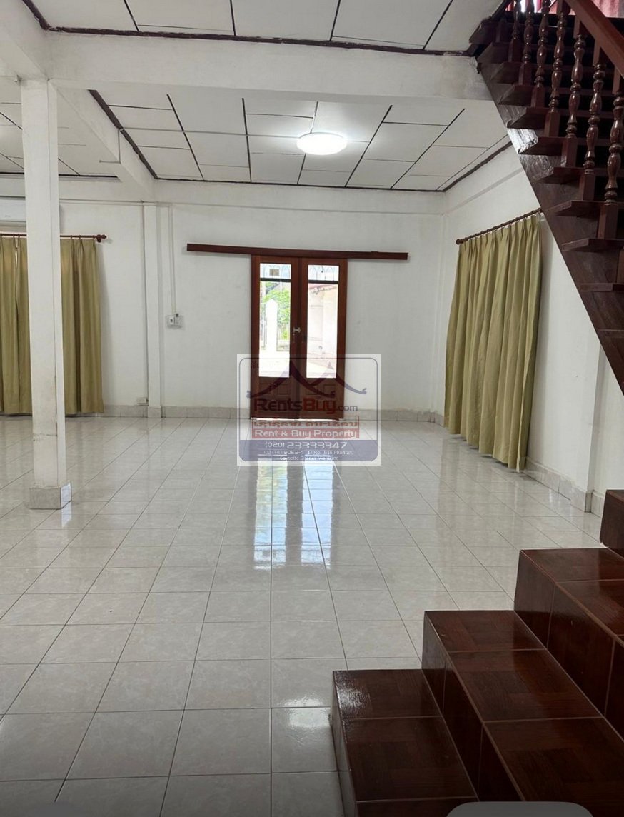 houseforrent09 6571-Spacious 5 Bedroom, 2-Bathroom Home with Dual Kitchens and Ample Parking in Prime Xaysettha District, Vientiane