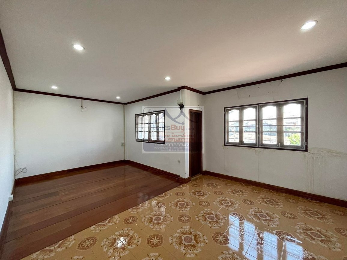 6557-Stylish Two Story Villa in Prime Location Near Zhanjiang Market