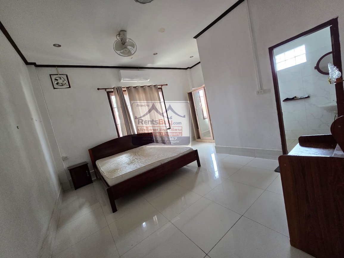 6573-Two Stories Furnished Villa Prime Location Near WFP & Kasemrad Hospital