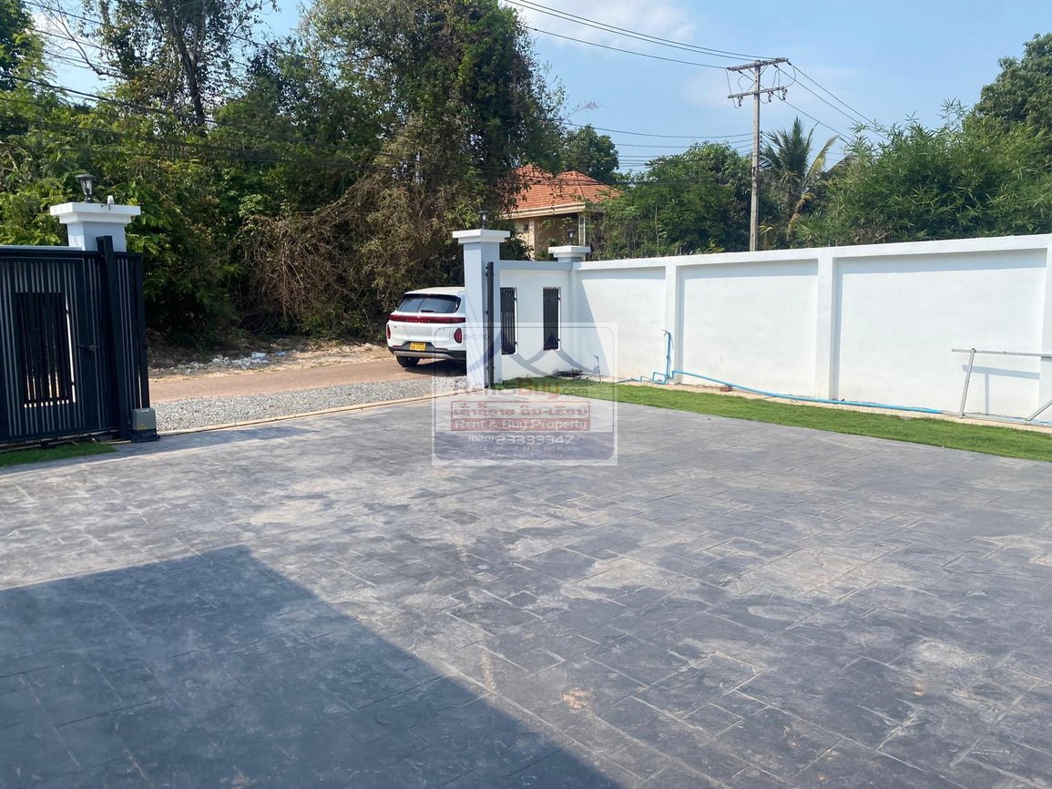 6551-Prime Property for Sale in Sikottabong District Spacious 3-Bedroom Home with Investment Potential