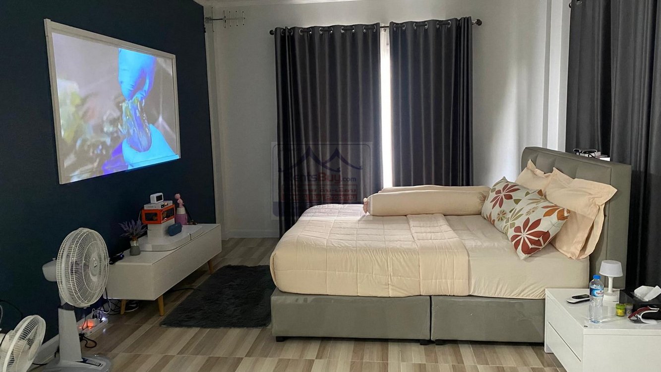 6551-Prime Property for Sale in Sikottabong District Spacious 3-Bedroom Home with Investment Potential
