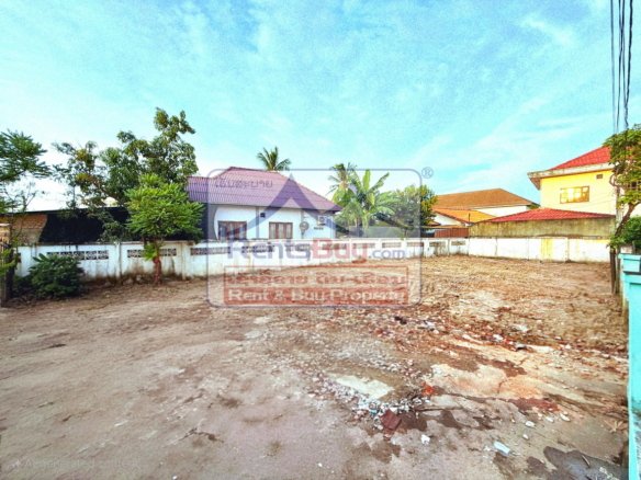 6583-Build Your Dream Project Near That Luang – 344m² in Prestigious Zone