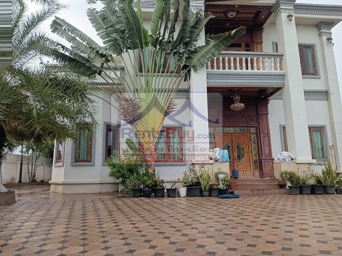 renthouse02 6591-Elegant & Move-In Ready Home in Xaysettha District – Spacious, Furnished, Ideal Location