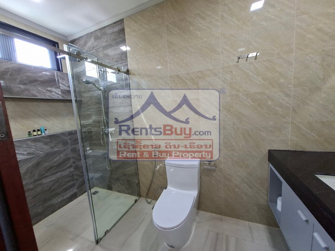renthouse08 6578-Elegant 4-Bedroom Home with Private Pool for Rent Near Kasemrad Hospital