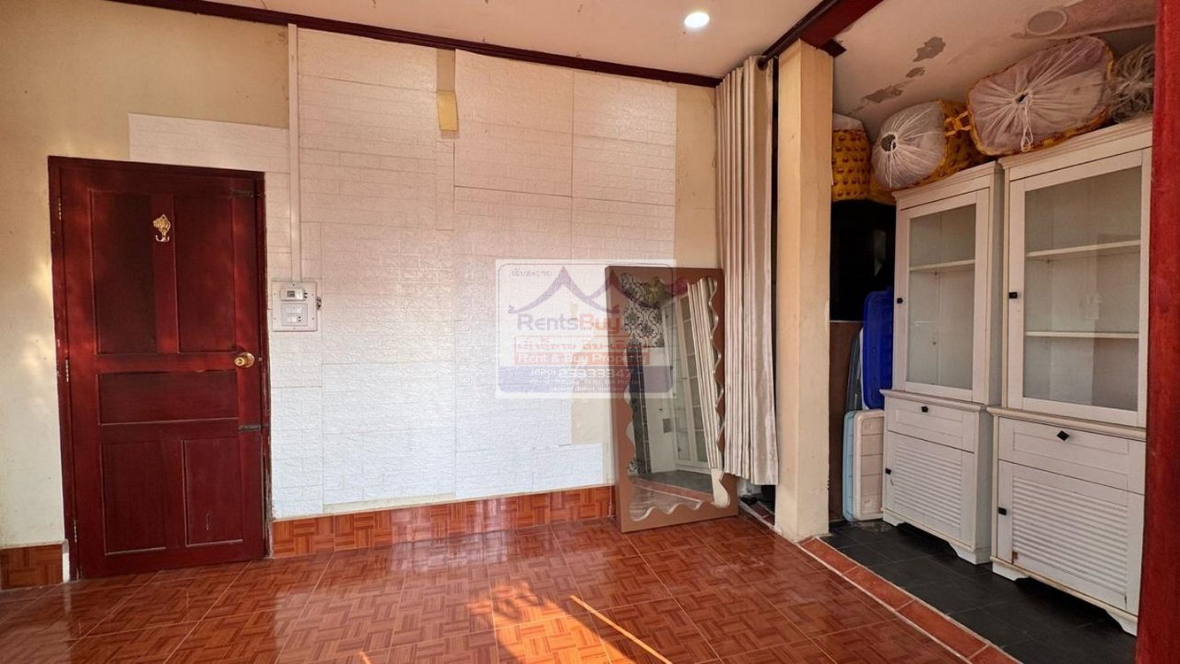 salehouse01 6562-Prime Property in Sikhottabong Ideal for Living or Investment Near Wattay International Airport