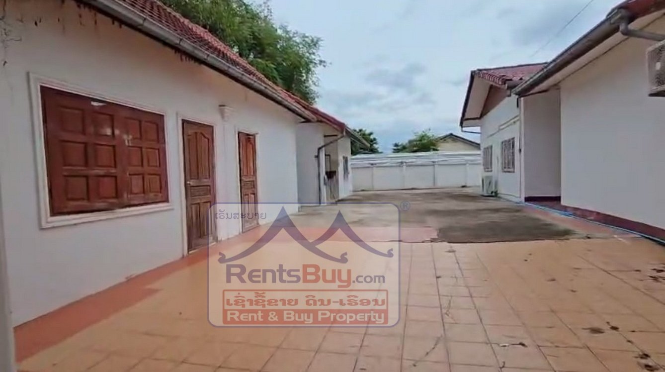 6592-Elegant 5-Bedroom Residence in Prestigious Suanmon, Vientiane – $600,000