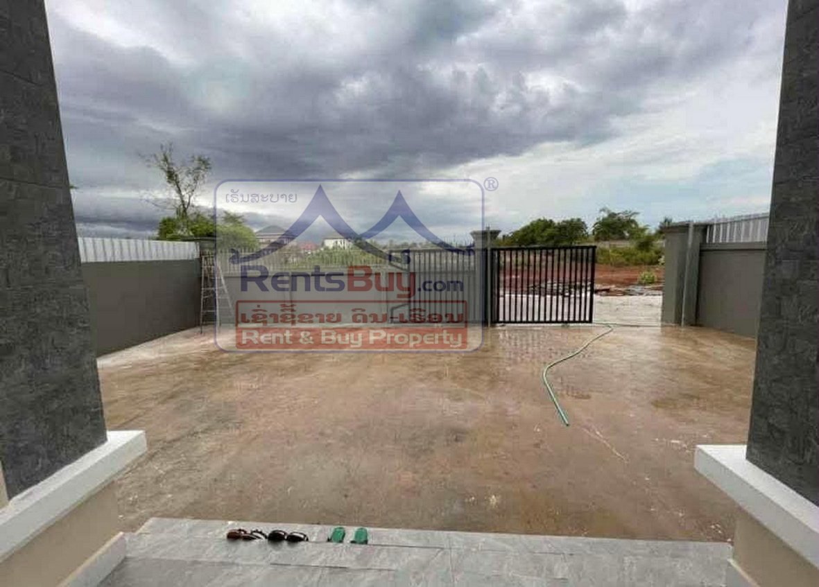 slaehouse03 6586-Well-Built 3Badroom Home on Titled Land for Sale – 320sqm Near Southern Bus Station