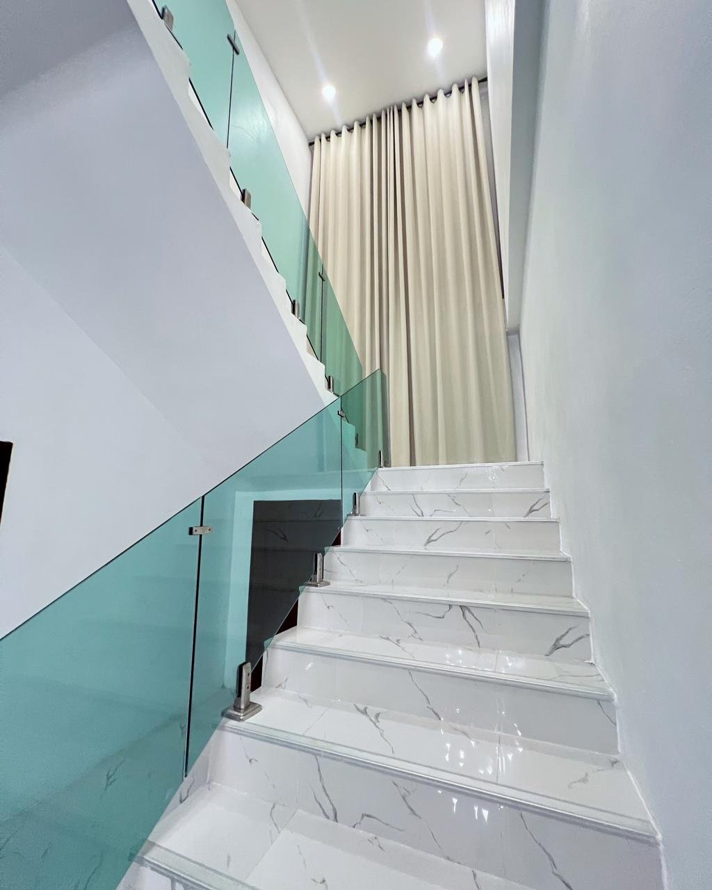6128-Spacious Family Home Near Setthathirath Hospital – Ideal for Expats & Professionals