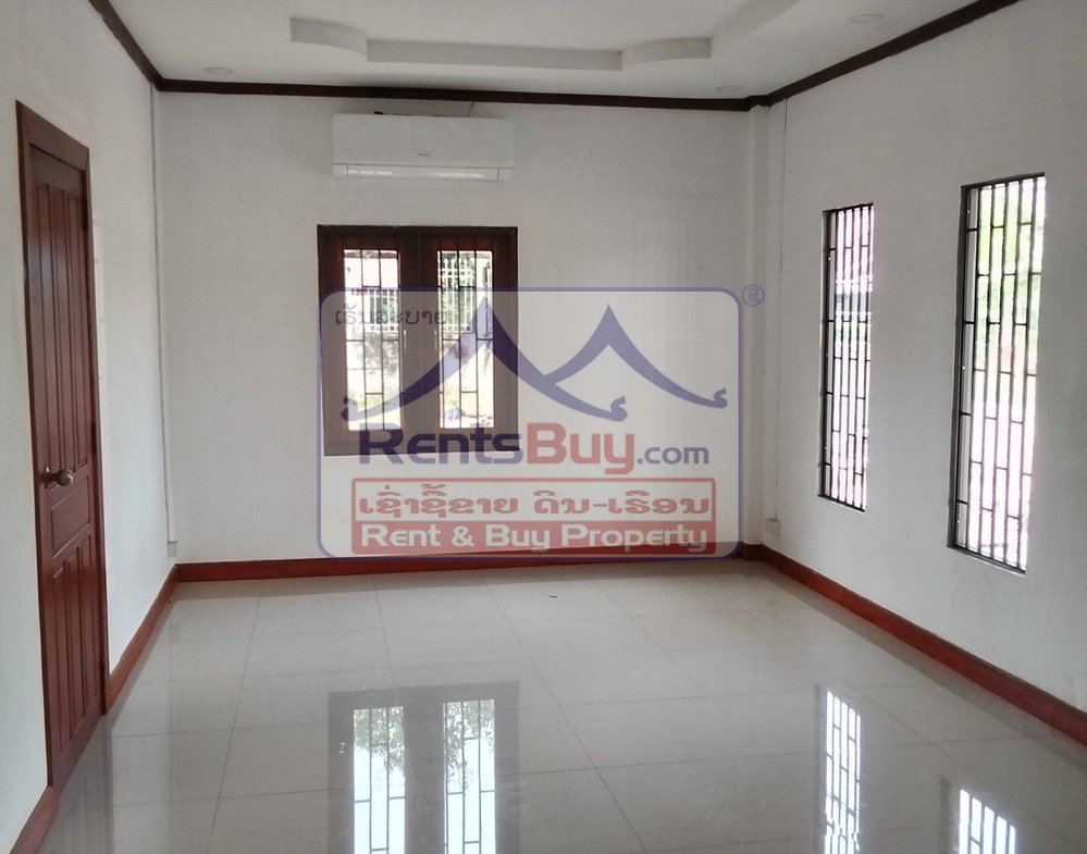 999