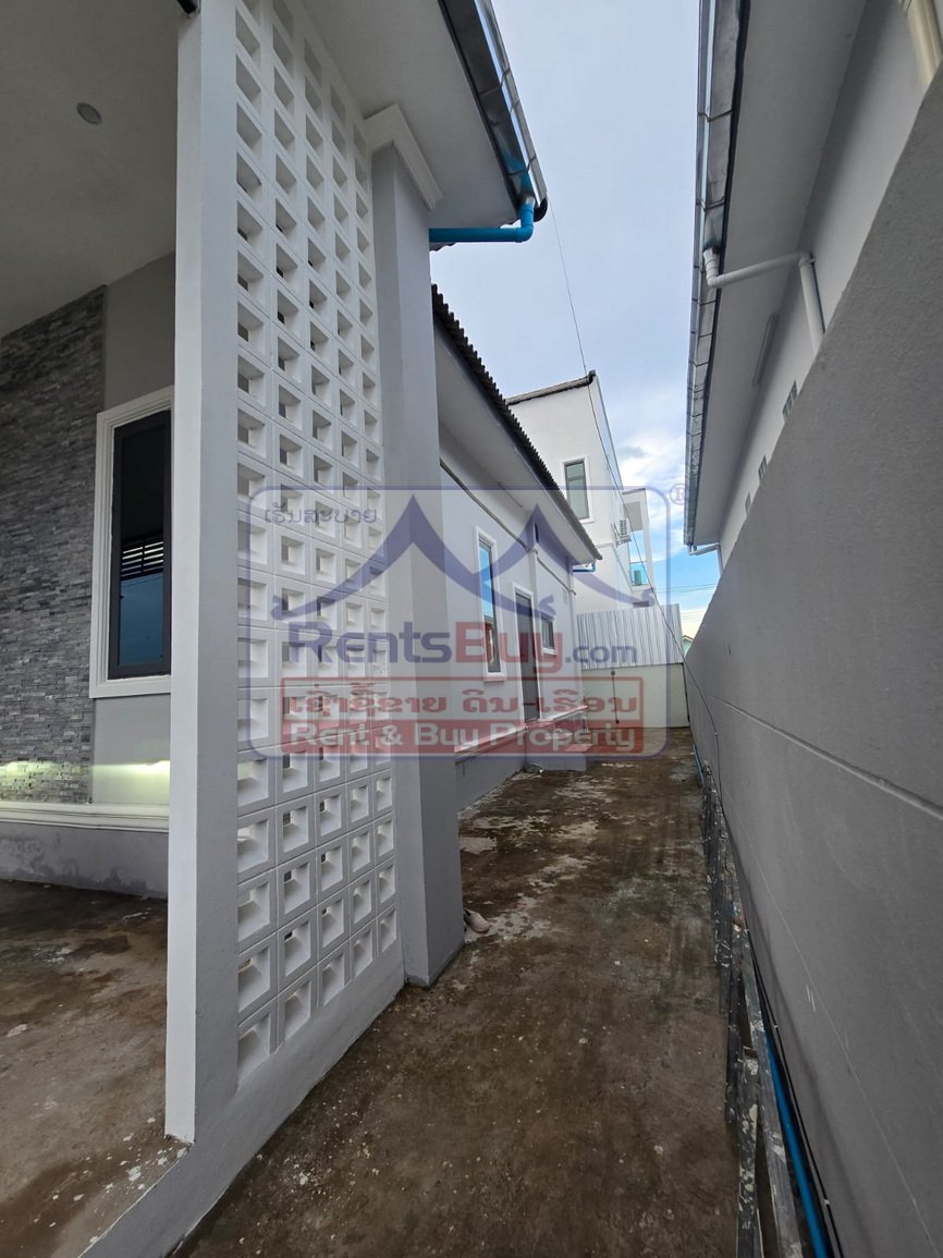 6646-Spacious 3-Bedroom Furnished Villa for Rent in Peaceful Ban Nahay – Only $500/Month