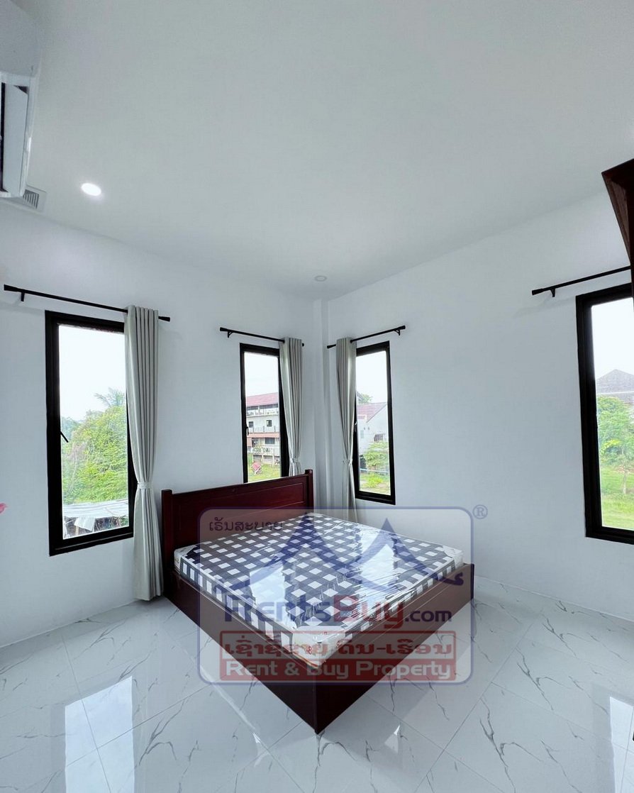 6128-Spacious Family Home Near Setthathirath Hospital – Ideal for Expats & Professionals