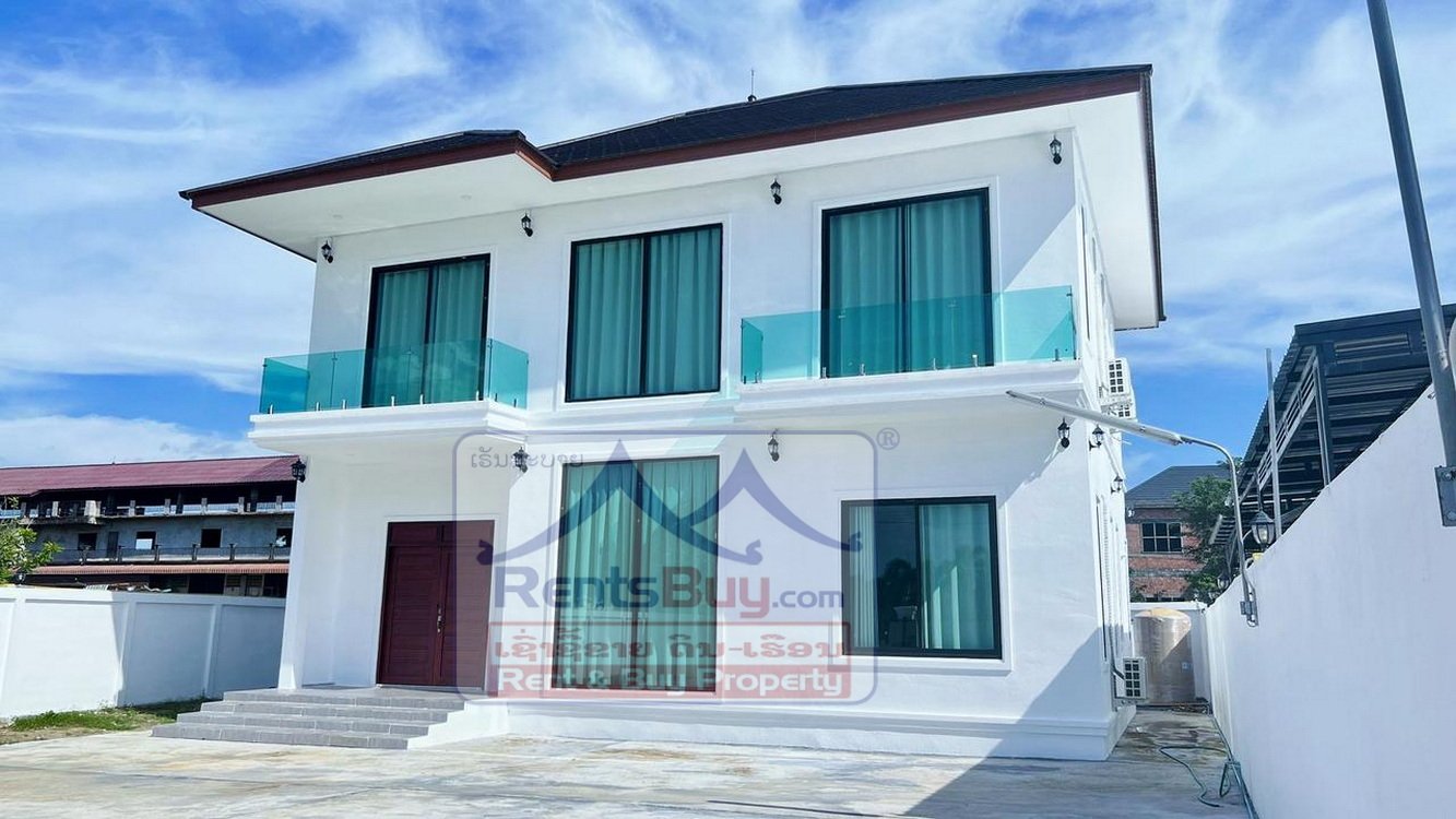6128-Spacious Family Home Near Setthathirath Hospital – Ideal for Expats & Professionals