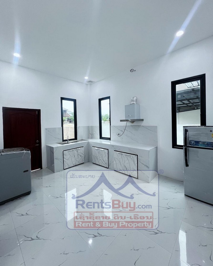 6128-Spacious Family Home Near Setthathirath Hospital – Ideal for Expats & Professionals