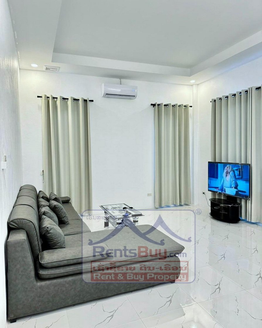 6128-Spacious Family Home Near Setthathirath Hospital – Ideal for Expats & Professionals
