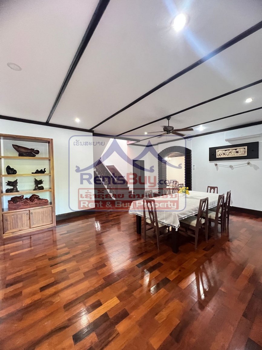 6618-Charming Lao-Style Villa for Lease in Central Vientiane – Spacious, Secure, Fully Furnished