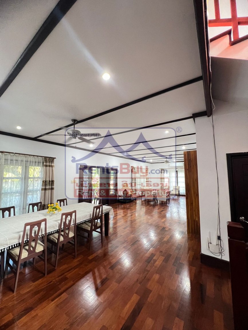 6618-Charming Lao-Style Villa for Lease in Central Vientiane – Spacious, Secure, Fully Furnished