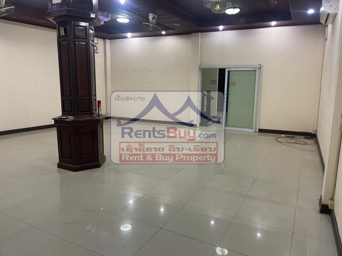 6609-Spacious 4-Bedroom shophouse for Rent Near Phonsavang Market – $1,250/Month