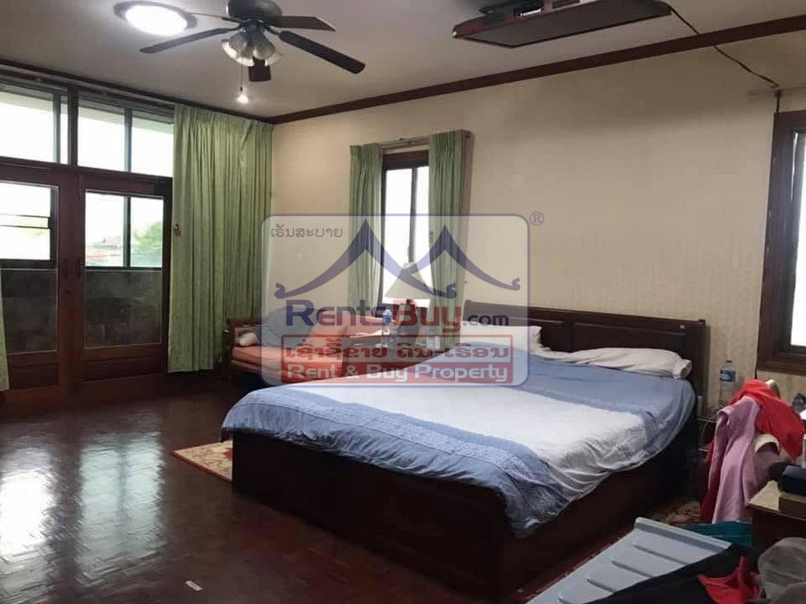 6614-Spacious 8-Bedroom Executive Residence for Rent in Prestigious Sisattanak – Near Rattana College