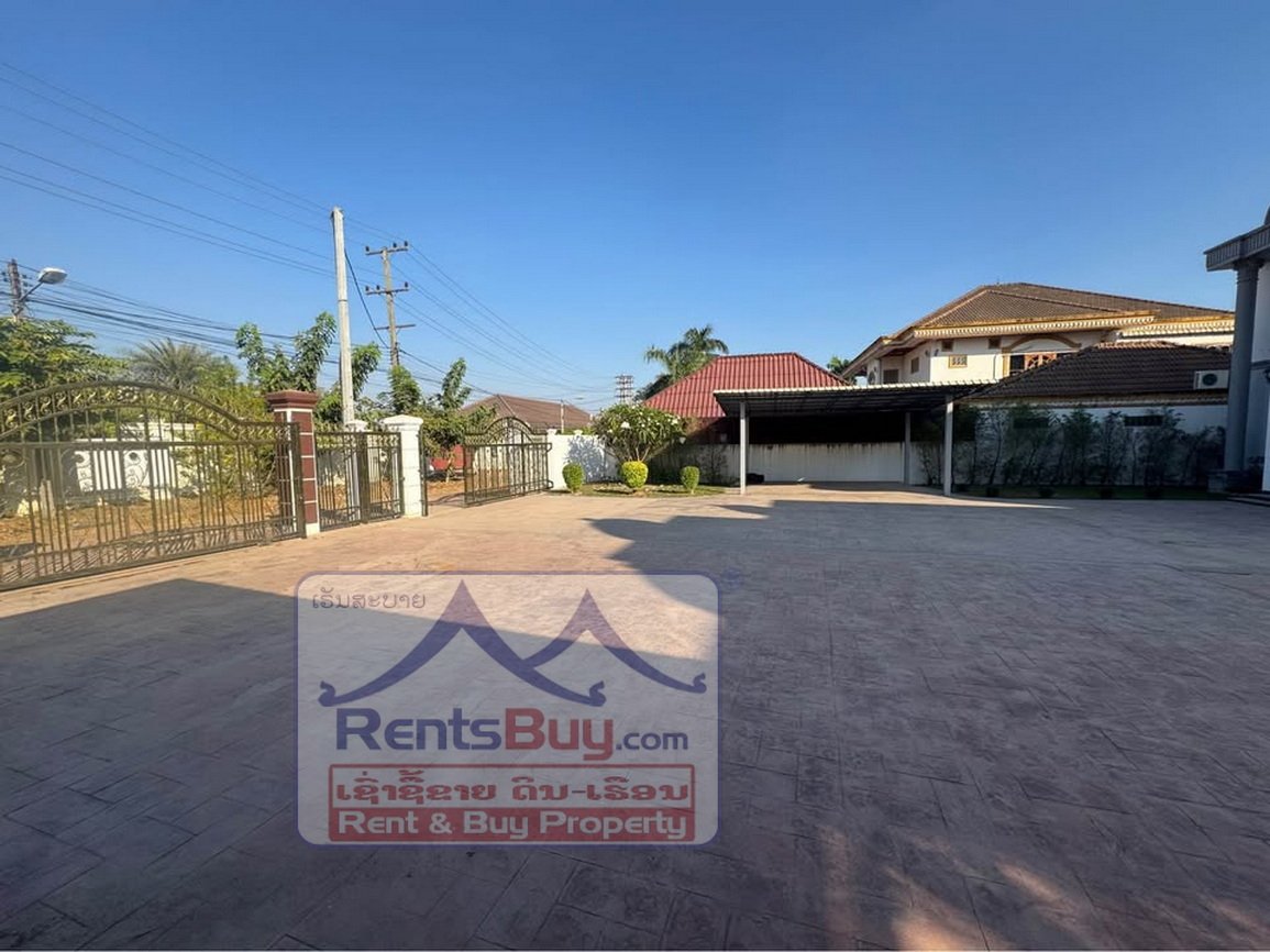 renthouse04 6630-Elegant Two-Villa Estate in Vientiane – Perfect for Large Families or Organizations