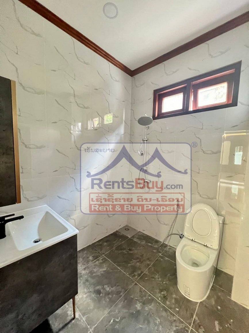 renthouse05 6611-Elegant 6-Bedroom Luxury Villa for Sale or Rent in Chinaimo, Sisattanak – Prime Vientiane Location