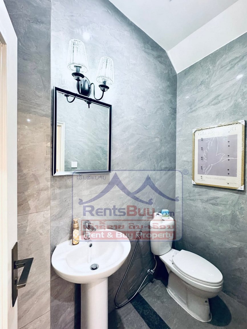 6601-Brand-New 2-Storey House in Prime Vientiane Location – $2,500/month