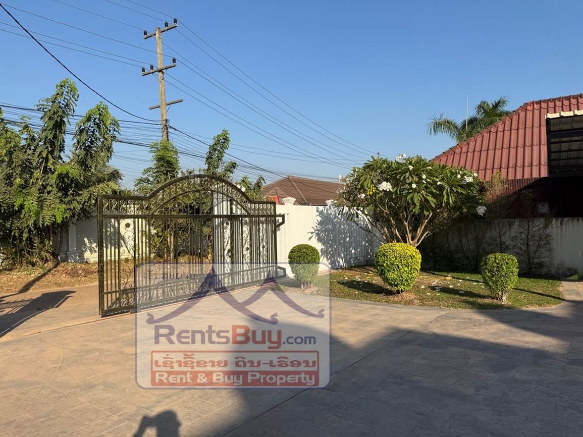 renthouse07 6630-Elegant Two-Villa Estate in Vientiane – Perfect for Large Families or Organizations