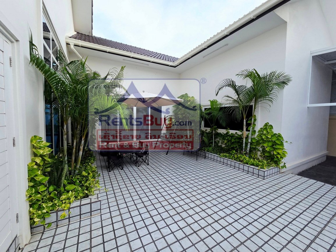 6629-Elegant 4-Bedroom Home Near That Luang Market – Spacious, Secure & Fully Furnished