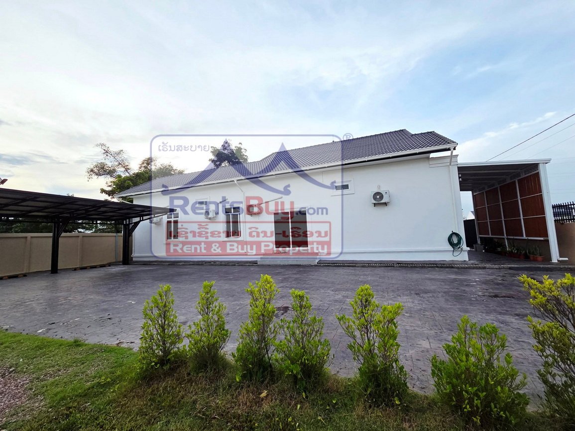6629-Elegant 4-Bedroom Home Near That Luang Market – Spacious, Secure & Fully Furnished