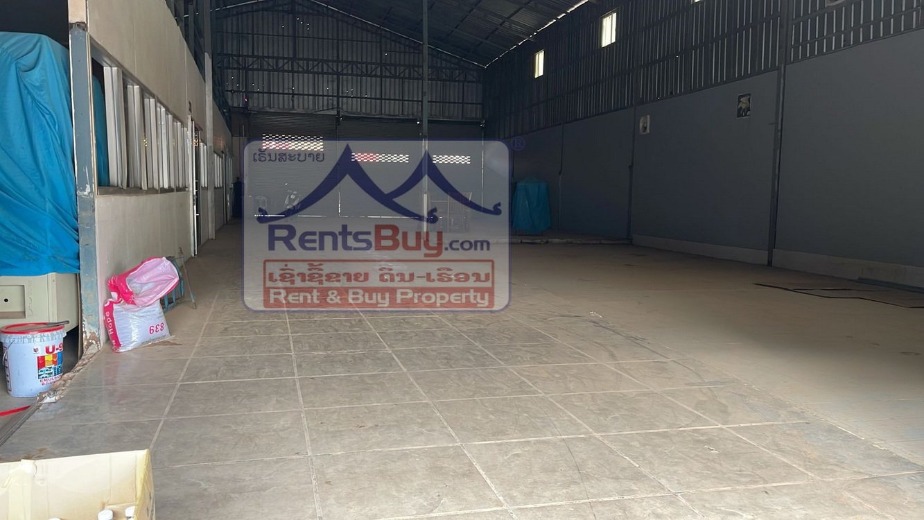 6621-Spacious 403 sqm Property for Rent Near Prestigious Law School – Prime Location!