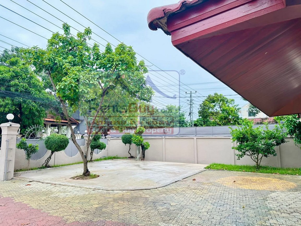 6686-Spacious Fully Furnished House for Rent – Near 103 Hospital, Sisattanak District, Vientiane Capital