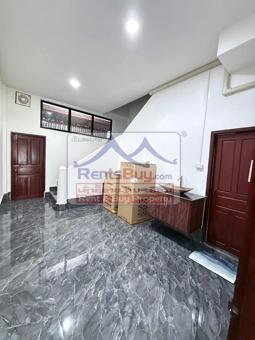 6704-Modern 2-Storey Townhouses for Rent near 150-Bed Hospital, Vientiane Capital – Fully Furnished, Ready to Move In | USD 850/month
