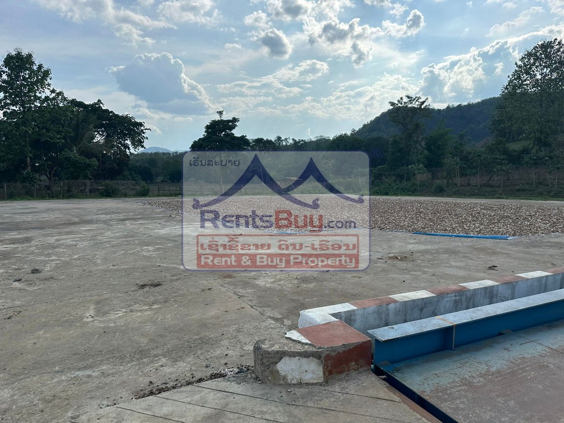 bussinessforrent04 6683-Strategic Business Property with Factory & Living Quarters – Paklai, Xayabouly | $1,000/Month