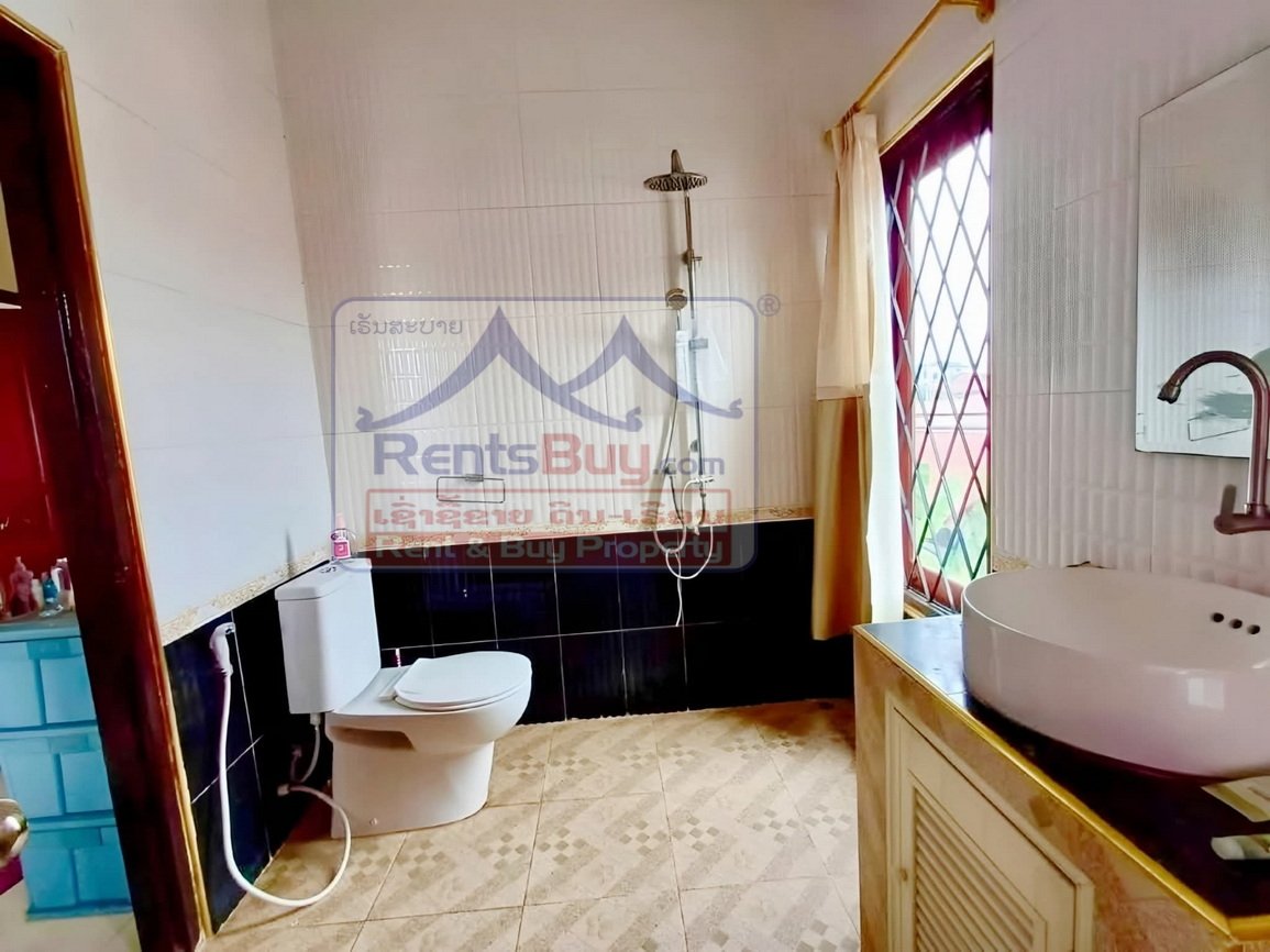 6673-Fully Furnished 3BR/4BA Home with Large Yard in Ban Nasai – $1,300/month
