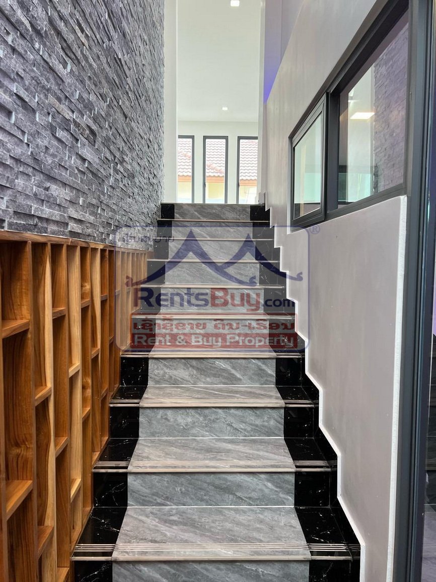 houseforrent01 6653-Modern 2-Story Villa with Guesthouse & Gym – Prime Vientiane Location