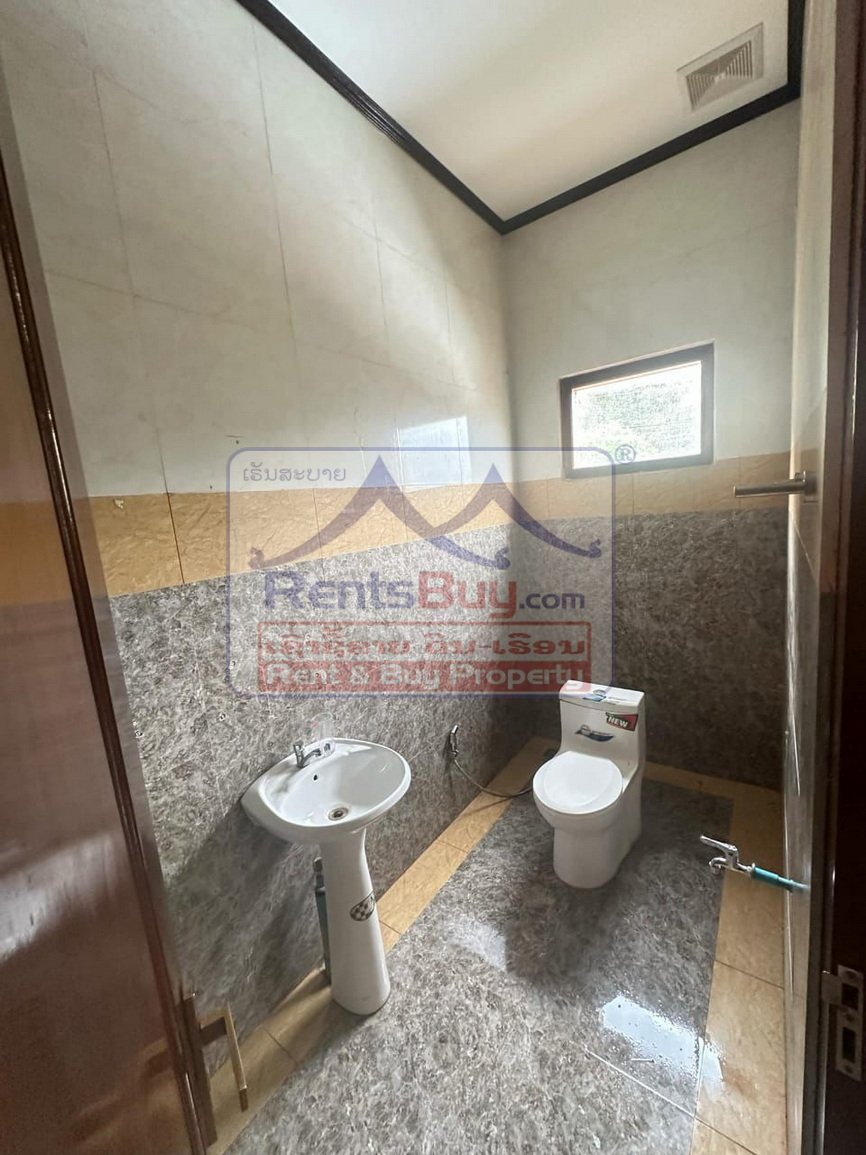 6663-Spacious 3-Story Home for Rent in Serene Ban Naleu – Only $500/Month