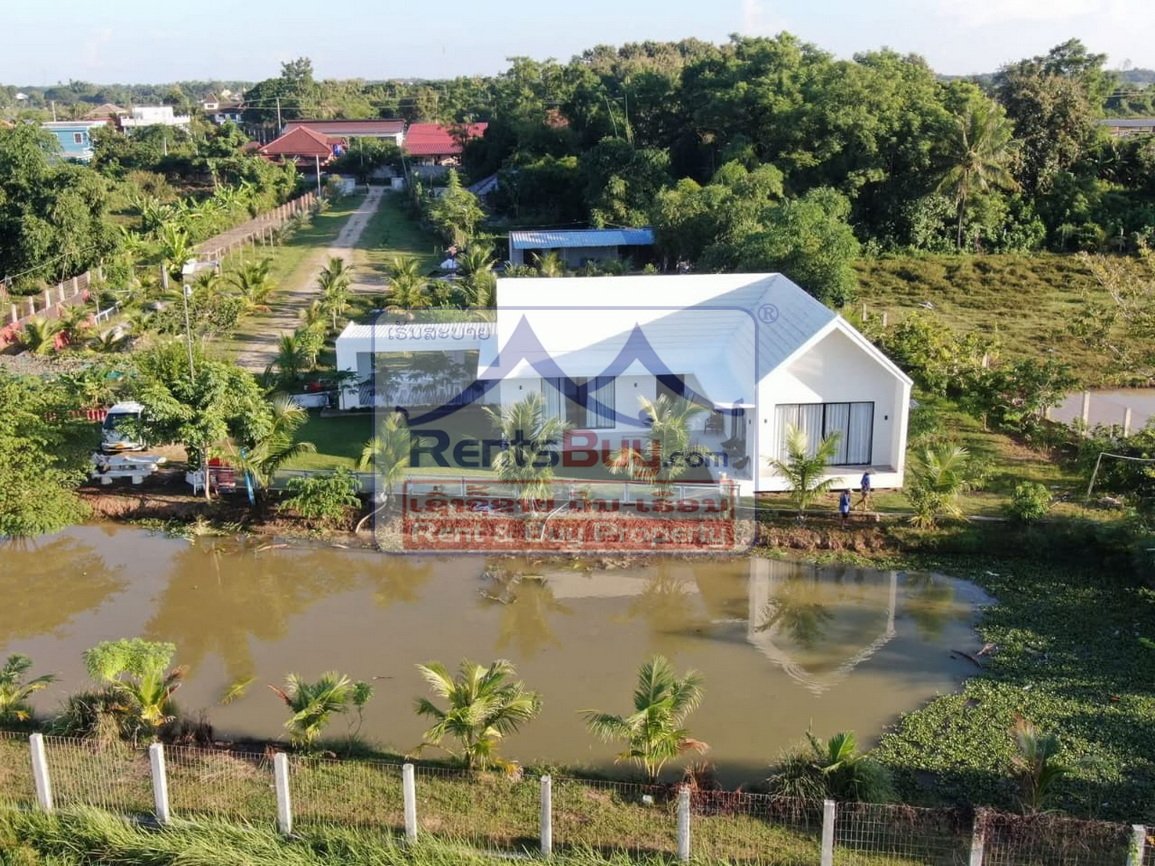 6696-Modern 2-Bedroom Villa for Rent in Hadxayfong – $900/Month with Gardener Included